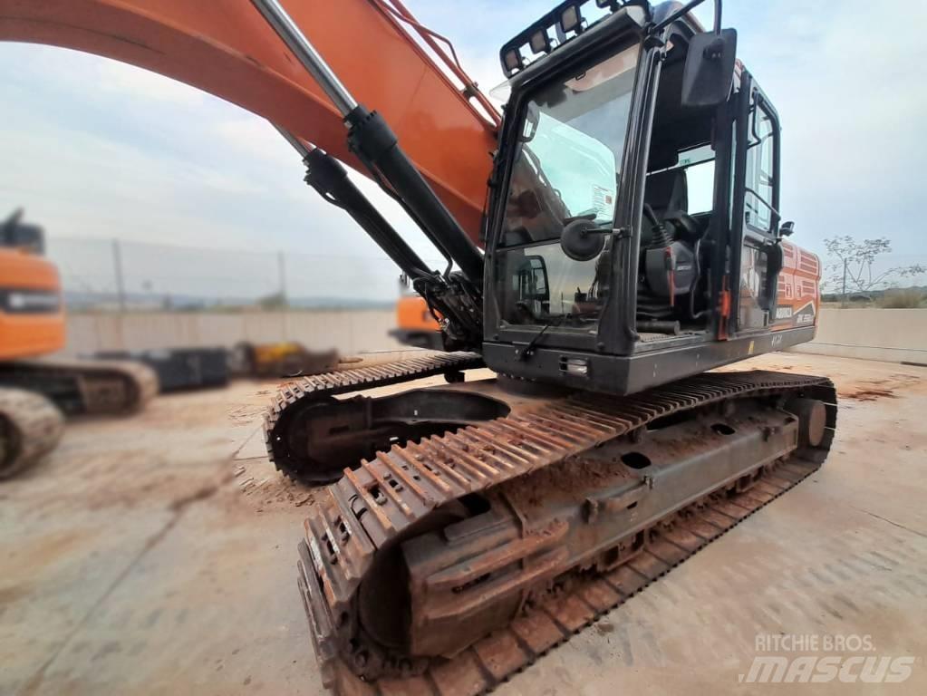 Doosan DX 350 LC-7 Pásové rýpadlá