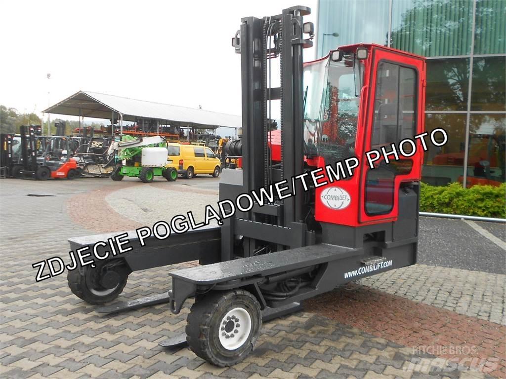Combilift C5000XL 4 cestné vysokozdvižné vozíky