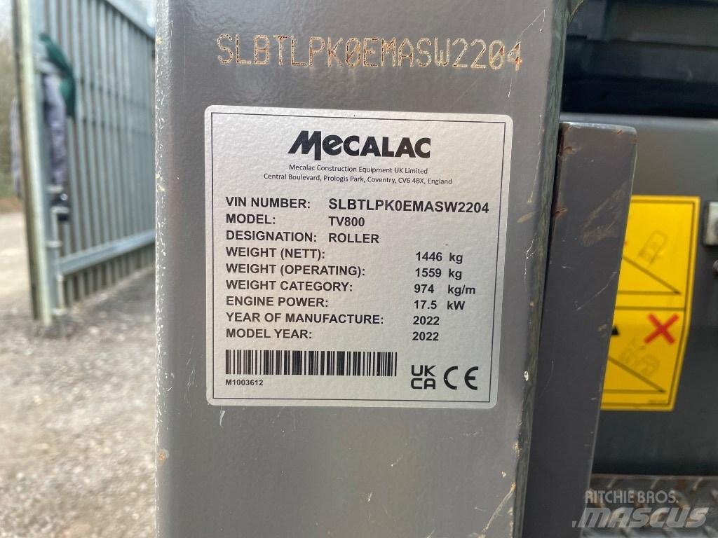 Mecalac TV 800 Tandemové valce