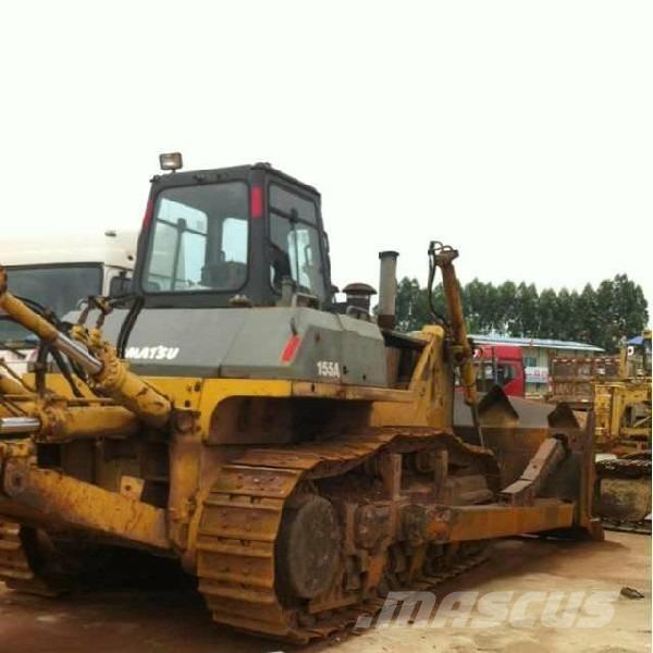 Komatsu D 155a-3 Pásové dozéry