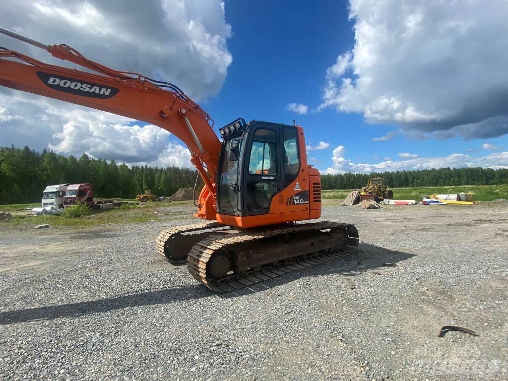 Doosan 140 LCR Pásové rýpadlá