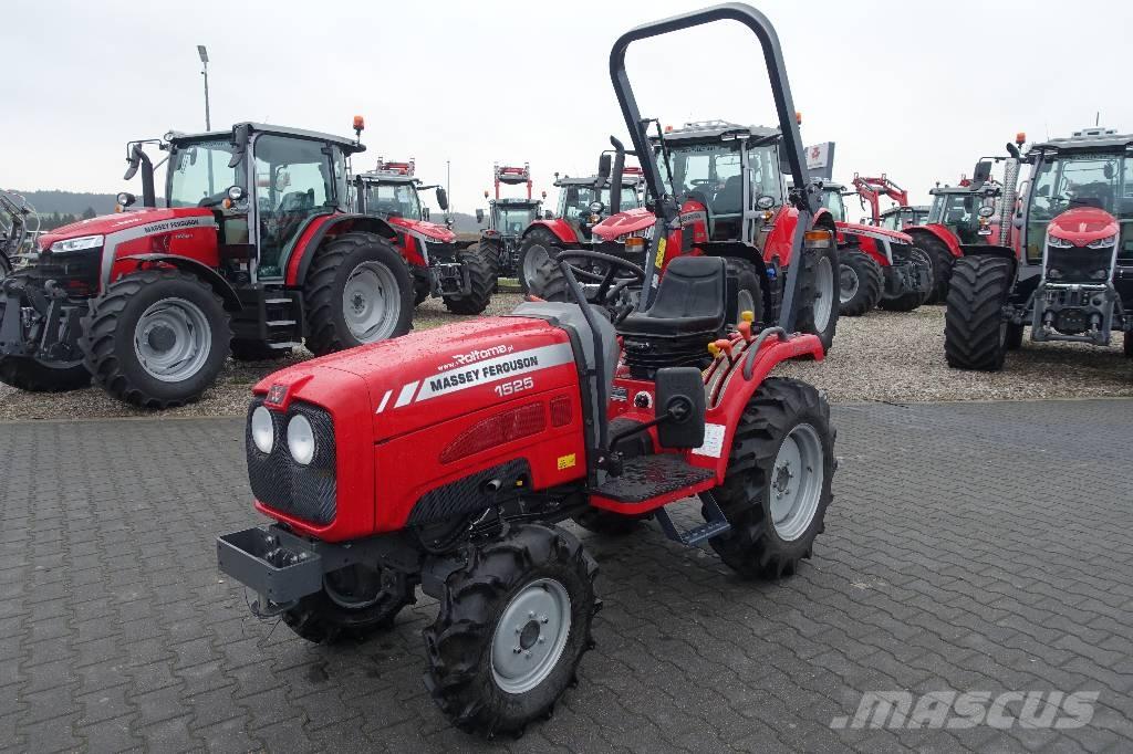 Massey Ferguson 1525 Traktory