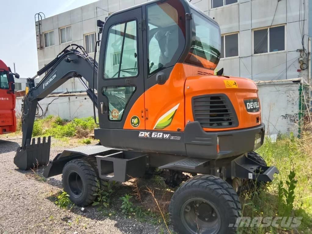Develon DX60W ECO Kolesové rýpadlá