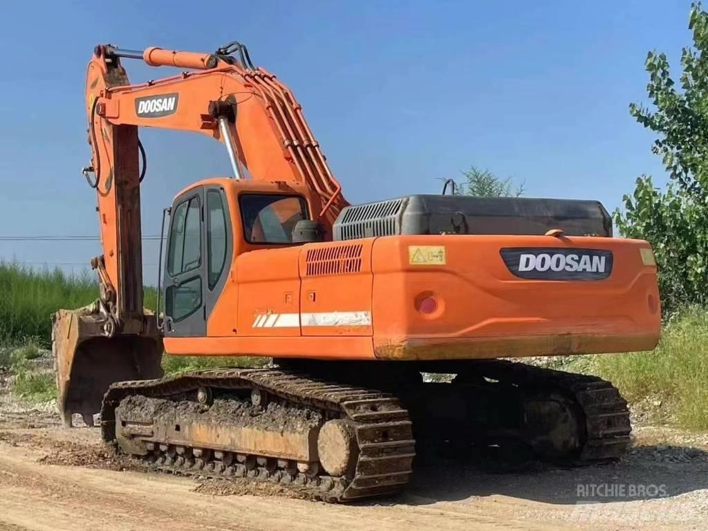 Doosan DX 420 Pásové rýpadlá