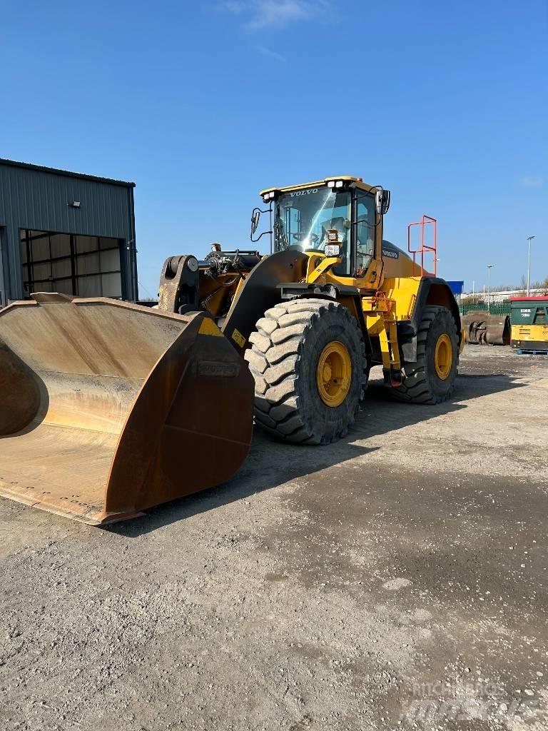 Volvo L 260 H Kolesové nakladače