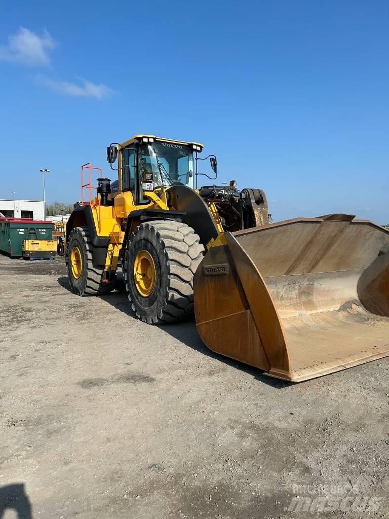 Volvo L 260 H Kolesové nakladače