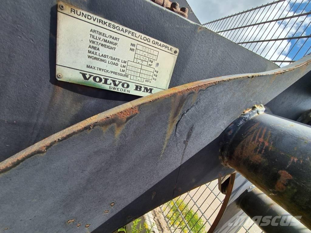 Volvo BM Holzgreifer Stroje pre manipuláciu s odpadom