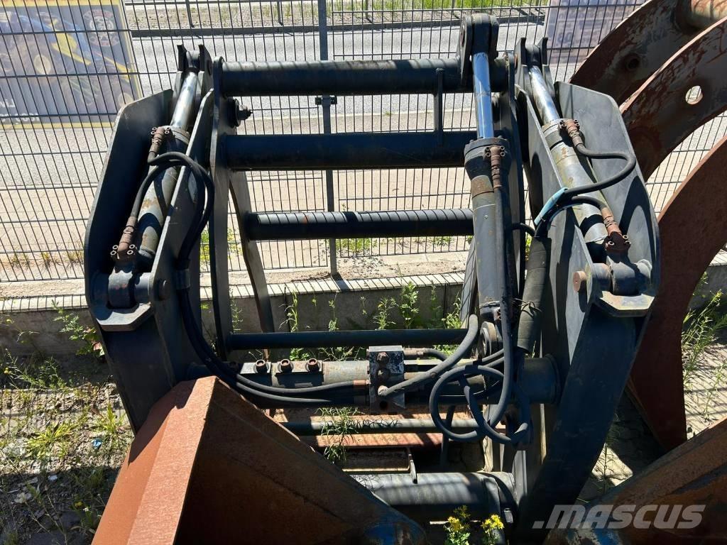 Volvo BM Holzgreifer Stroje pre manipuláciu s odpadom