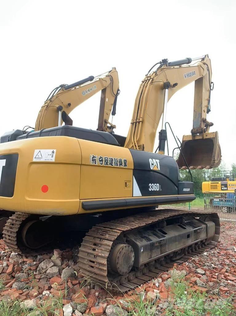 CAT 336 D L Pásové rýpadlá