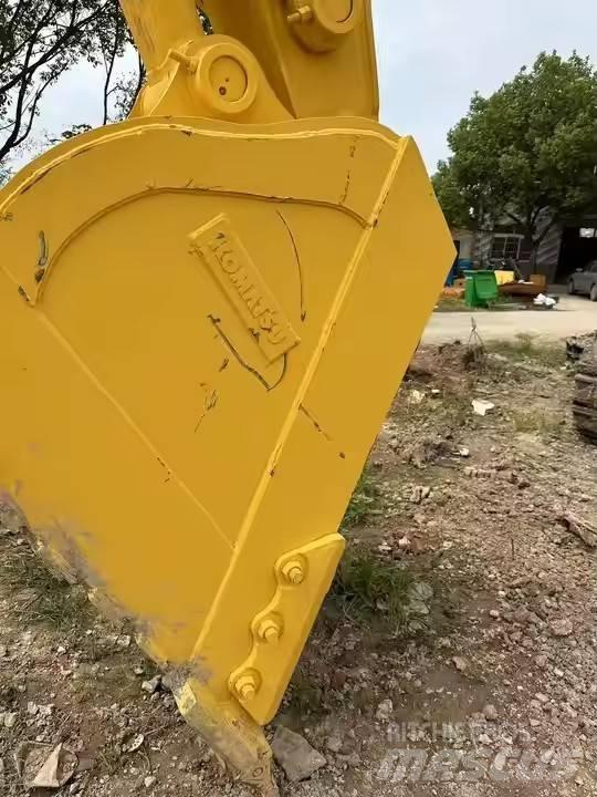 Komatsu PC 450 Pásové rýpadlá
