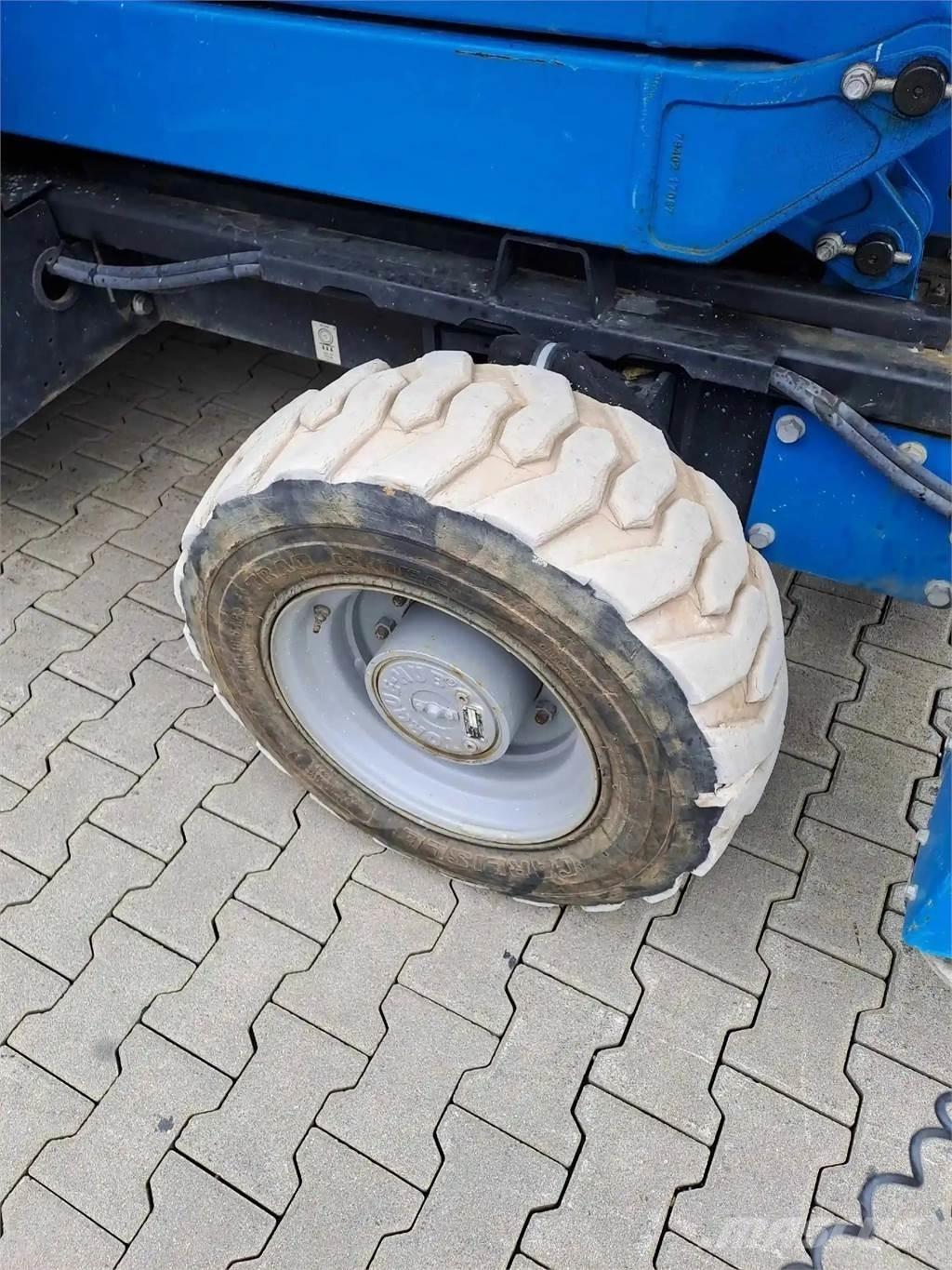 Genie GS 3384 RT Nožnicové zdvíhacie plošiny