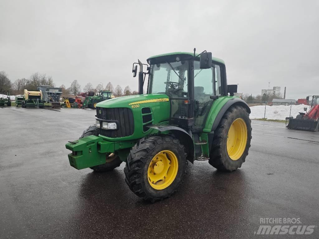 John Deere 6330 Traktory