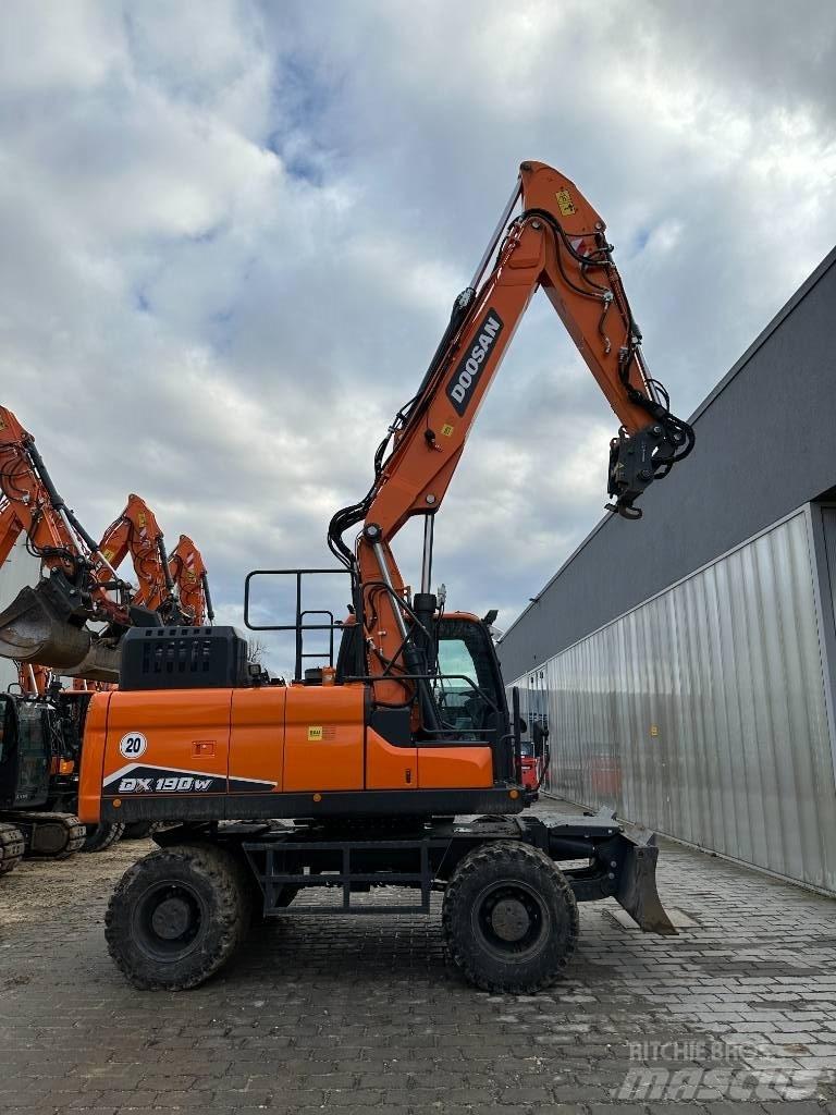 Doosan DX 190 W-7 Kolesové rýpadlá
