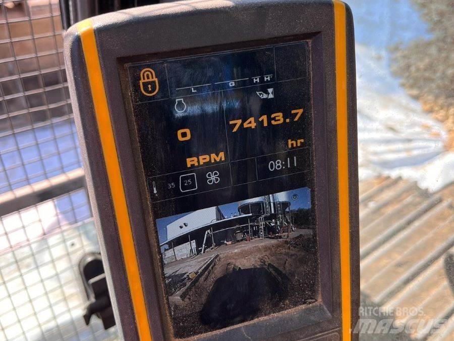 JCB JS130LC Pásové rýpadlá