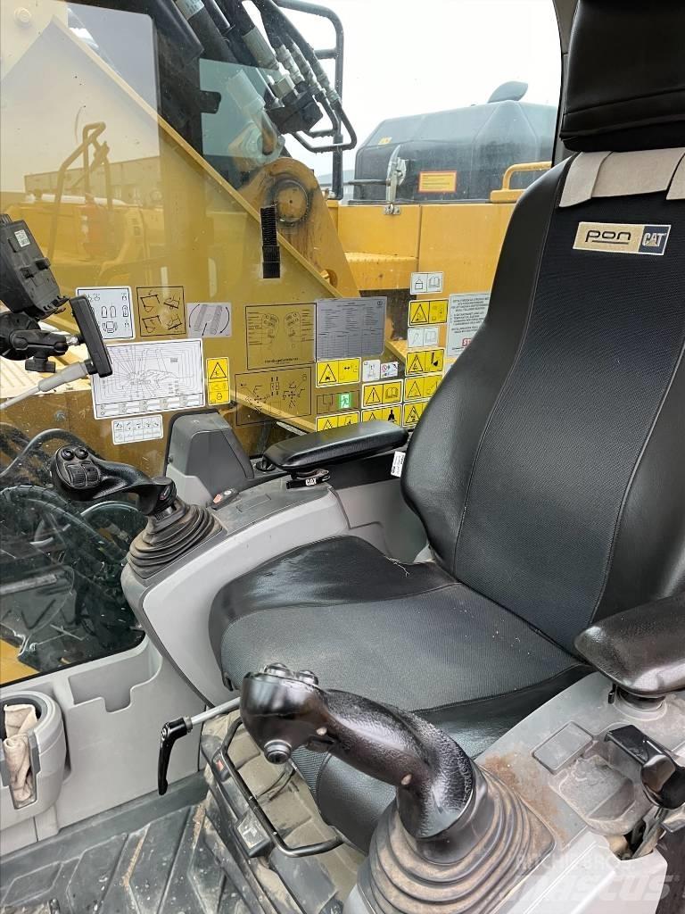 CAT 325F Pásové rýpadlá