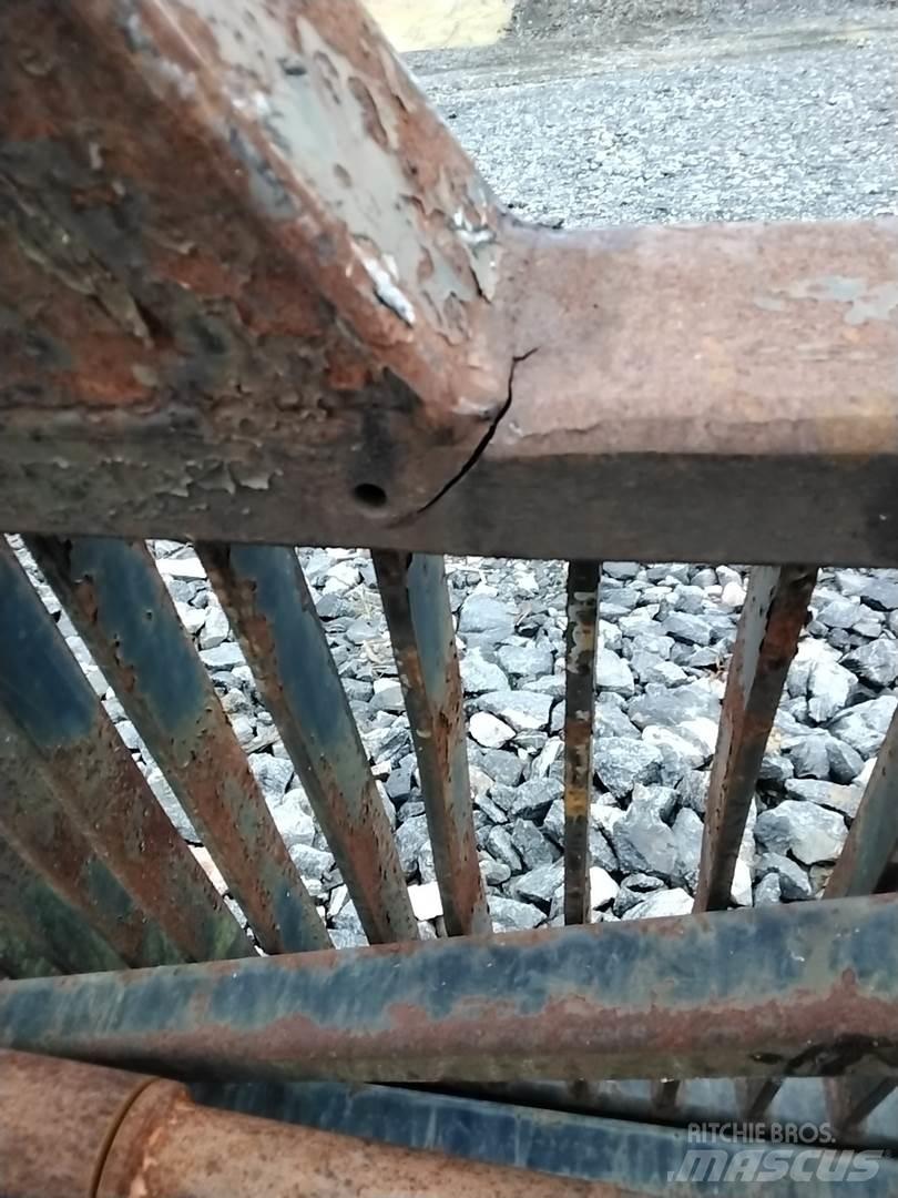 Valmet 860 Ďalšie komponenty