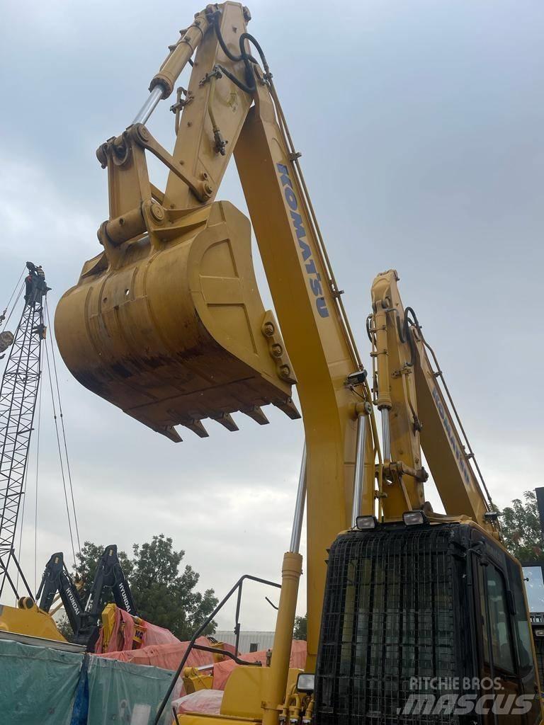 Komatsu PC210-10MO Pásové rýpadlá