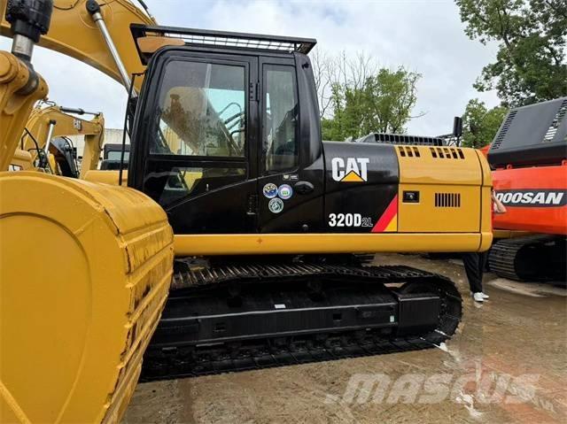 CAT 320D2L Pásové rýpadlá