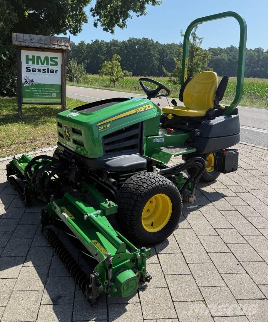 John Deere 2653 B Kosačky fervejí