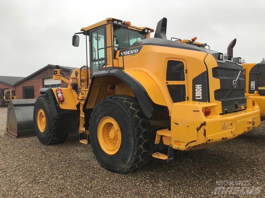 Volvo L180H Kolesové nakladače
