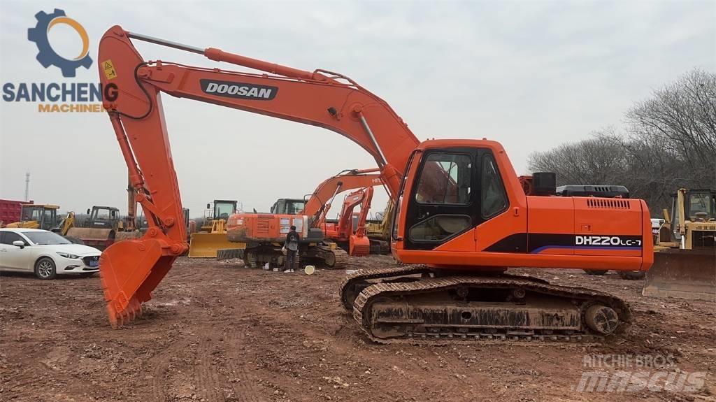 Doosan DH 220 Pásové rýpadlá