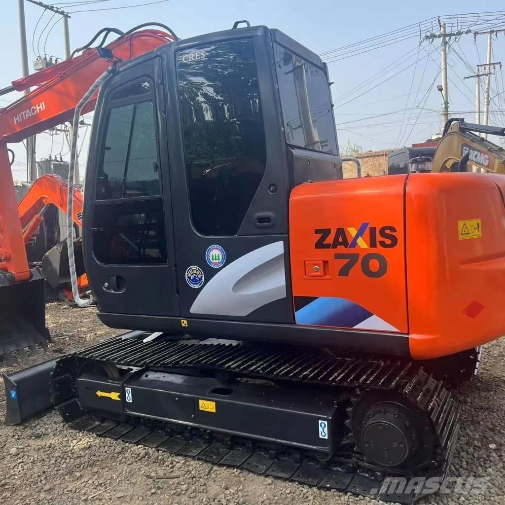 Hitachi ZX 70 Pásové rýpadlá