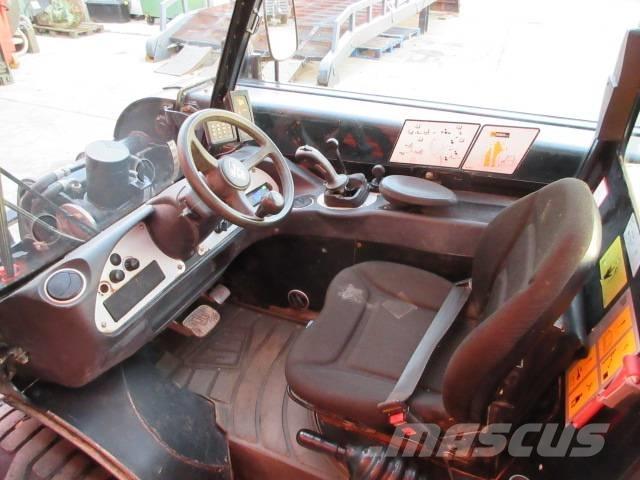 JCB 520-40 Teleskopické manipulátory