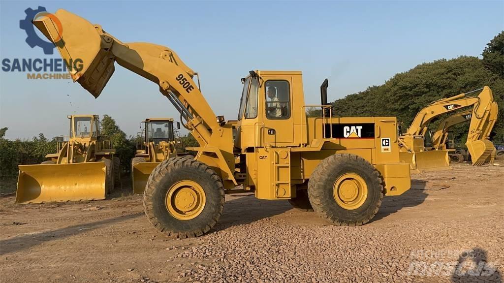CAT 950 E Kolesové nakladače