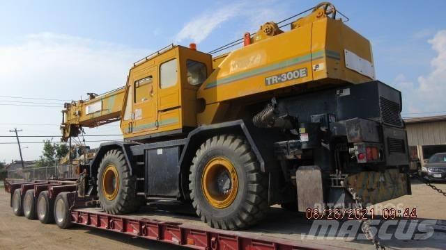 Tadano TR 300 E-1 Žeriavy pre ťažký terén
