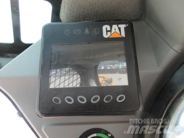 CAT 226 D Šmykom riadené nakladače