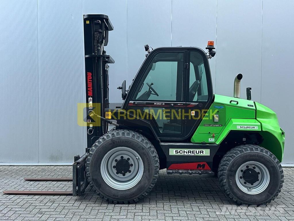 Manitou M30-4 Terénne vysokozdvižné vozíky
