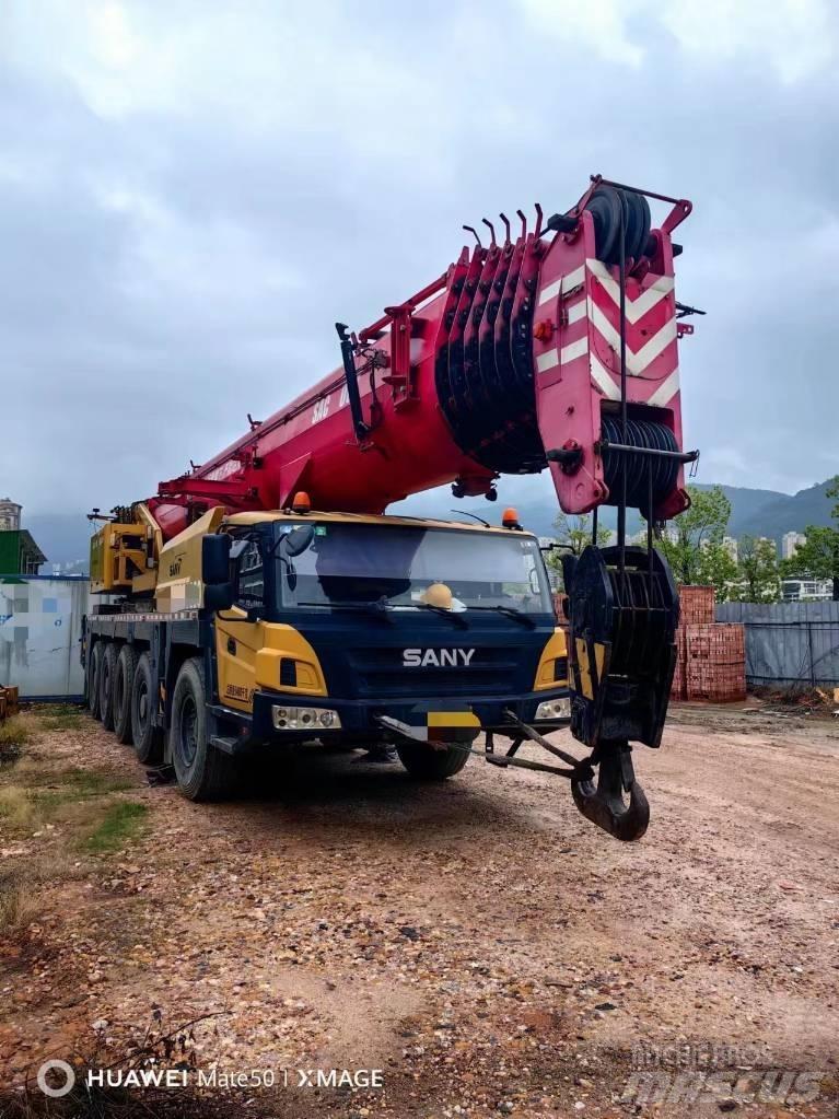 Sany SAC1300T Univerzálne terénne žeriavy