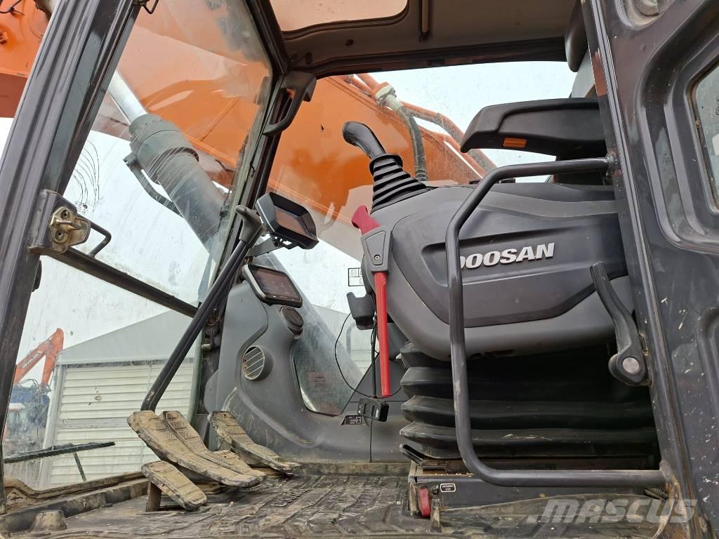 Doosan DX380LC-7 Pásové rýpadlá