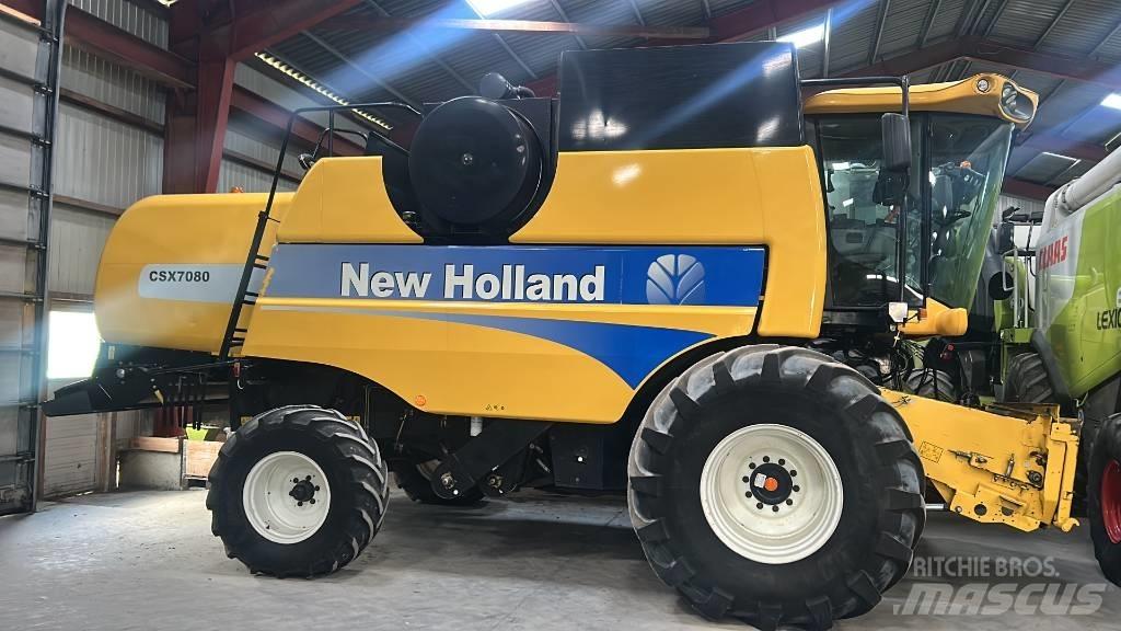 New Holland CSX 7080 Kombinované zberacie stroje