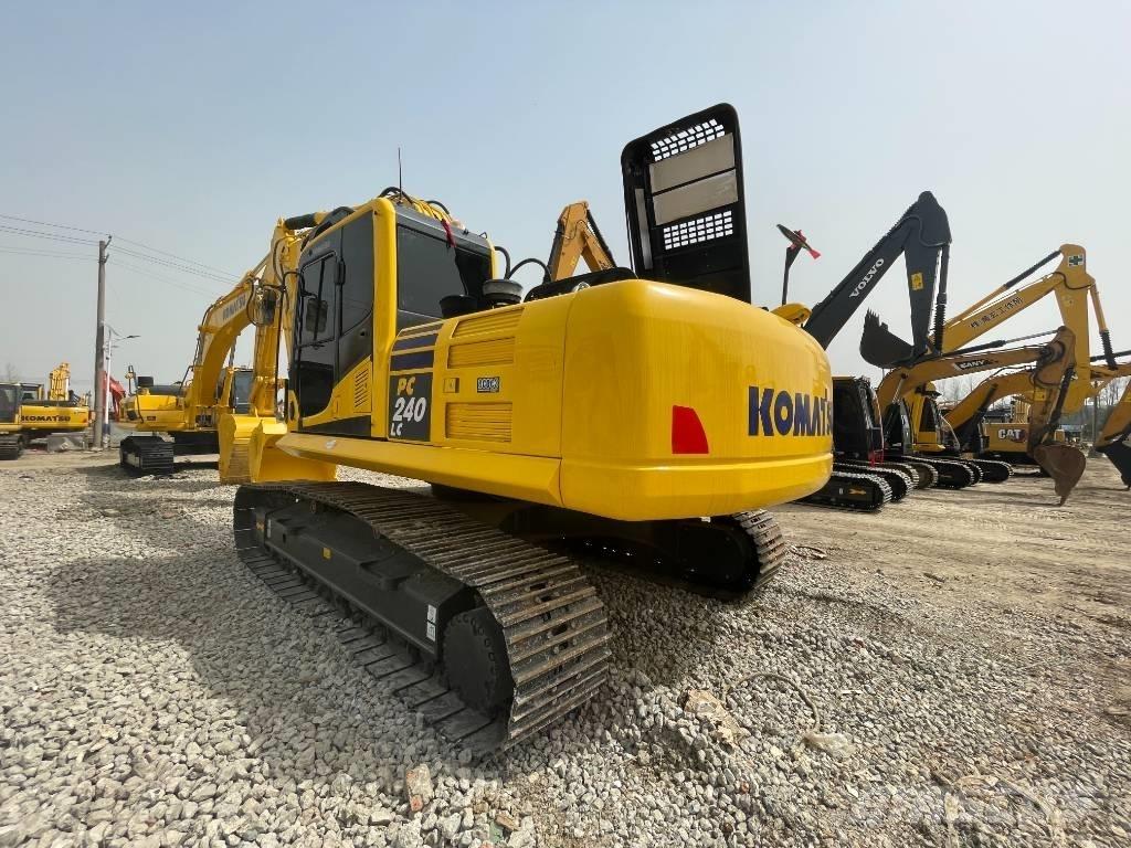 Komatsu PC 240 Pásové rýpadlá