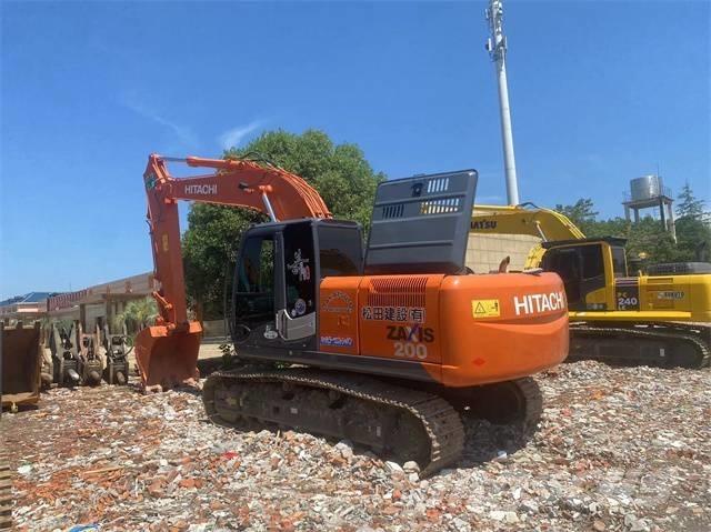 Hitachi ZX200-3G Pásové rýpadlá