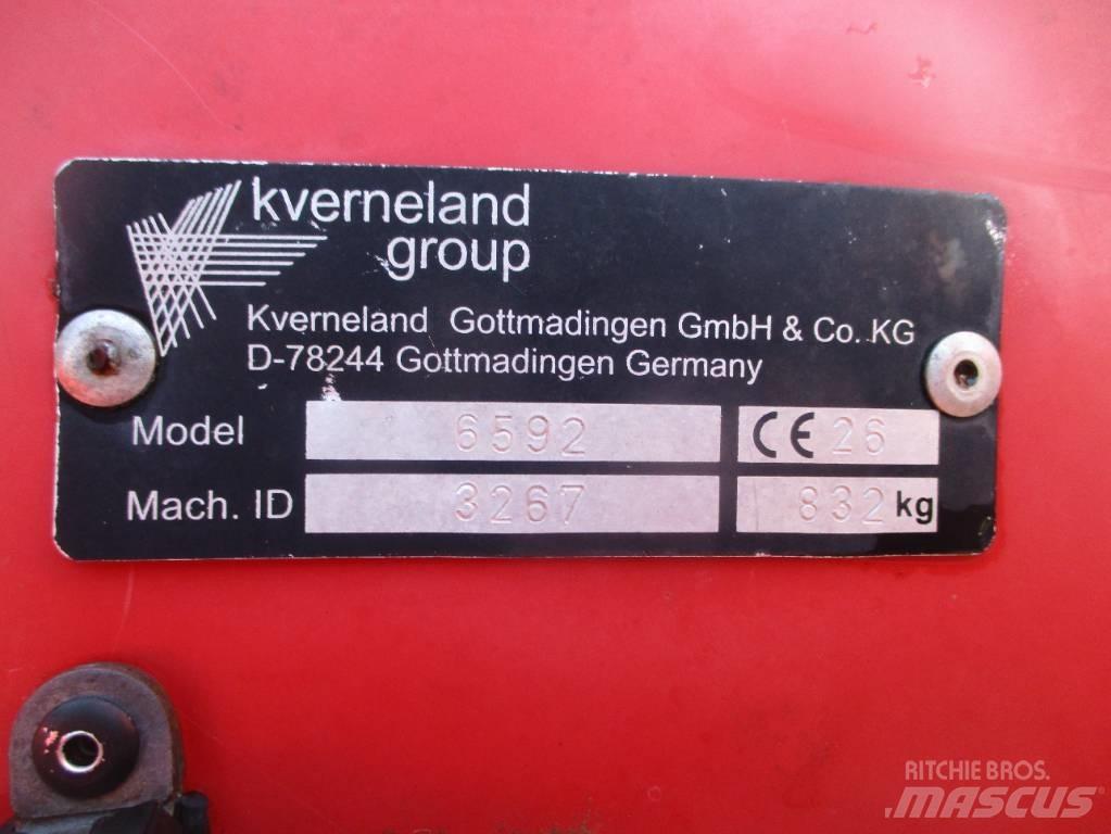 Kverneland Fanex 683 Obracače a zhrabovače sena