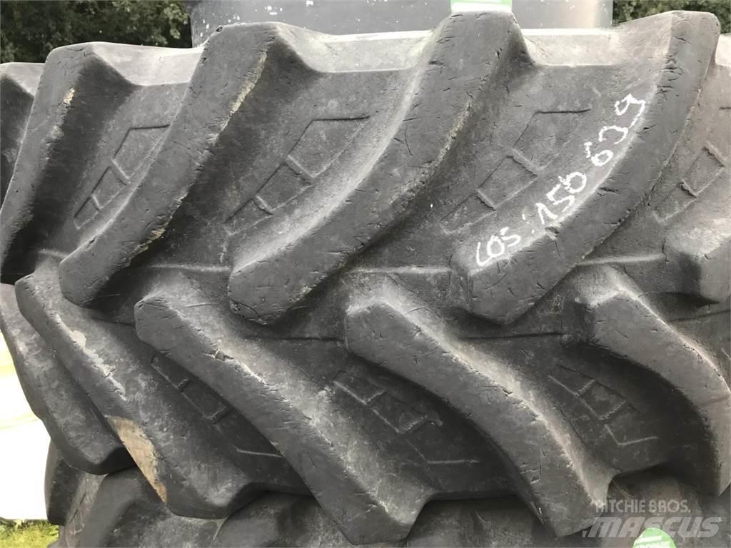 Petlas 600/65R34 Pneumatiky, kolesá a ráfiky