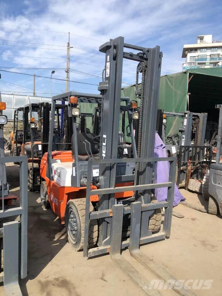 Heli FD 30 Dieselové vozíky