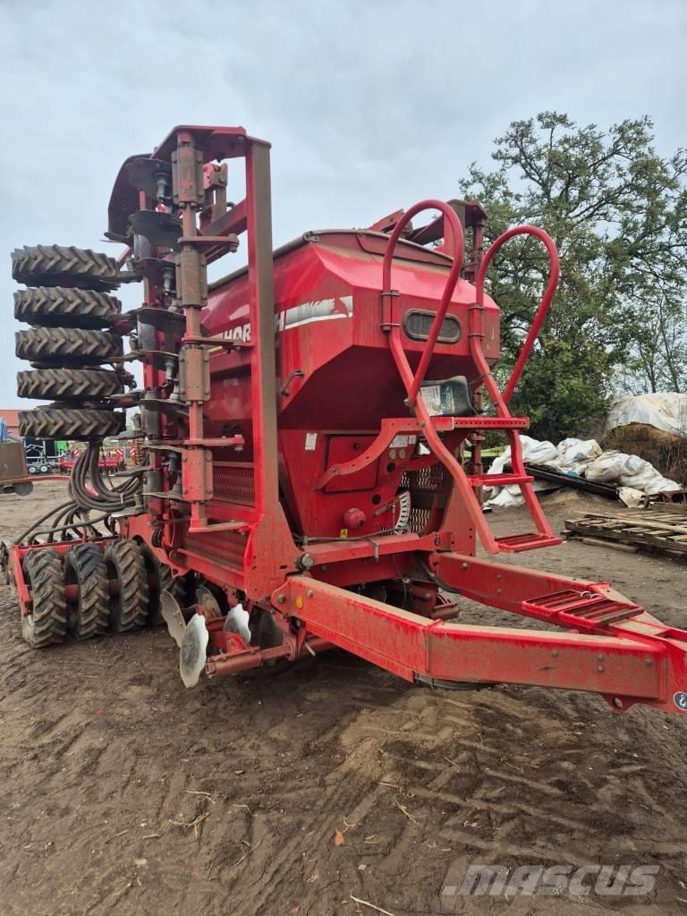Horsch Pronto 6 DC Kombinované sejačky