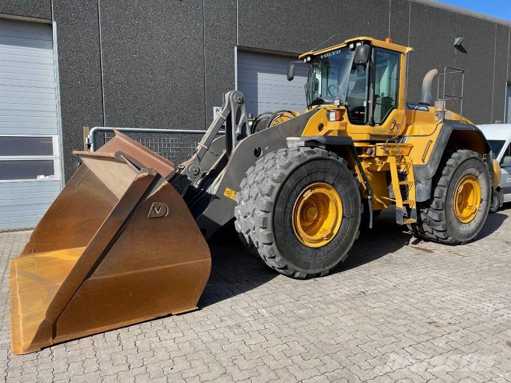 Volvo L220G Kolesové nakladače