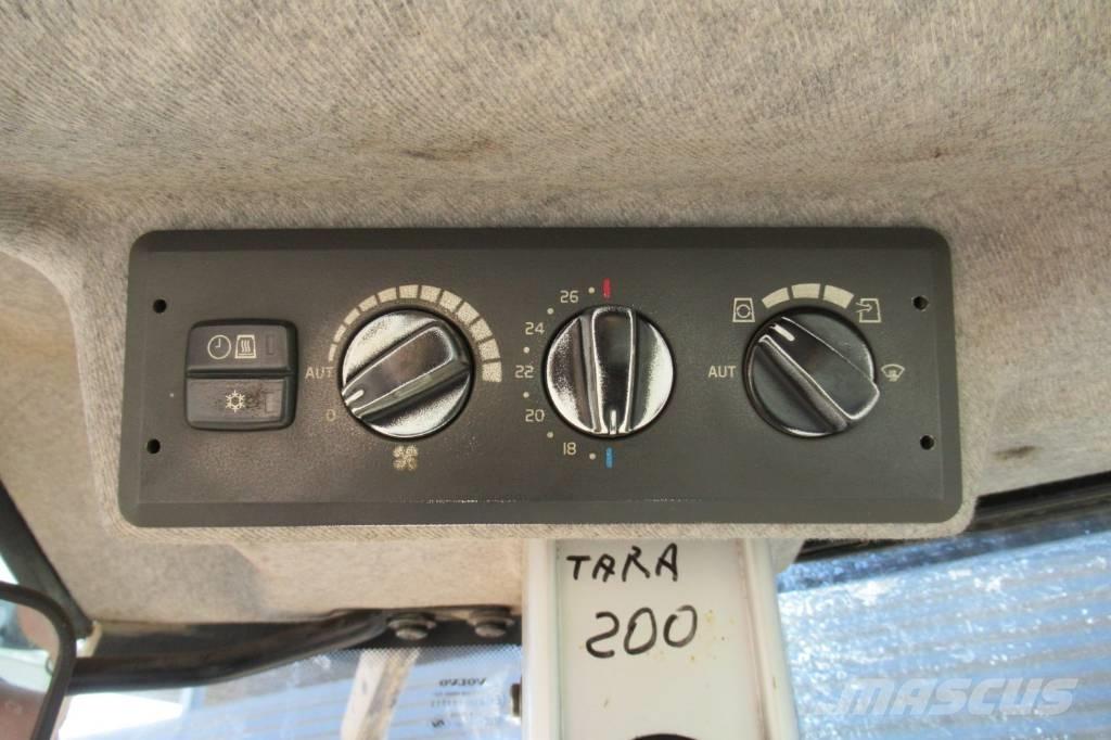 Volvo L110F Kolesové nakladače