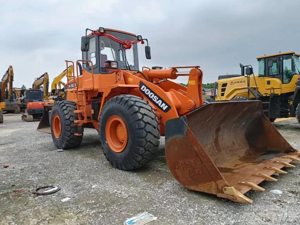 Doosan DL505 Kolesové nakladače