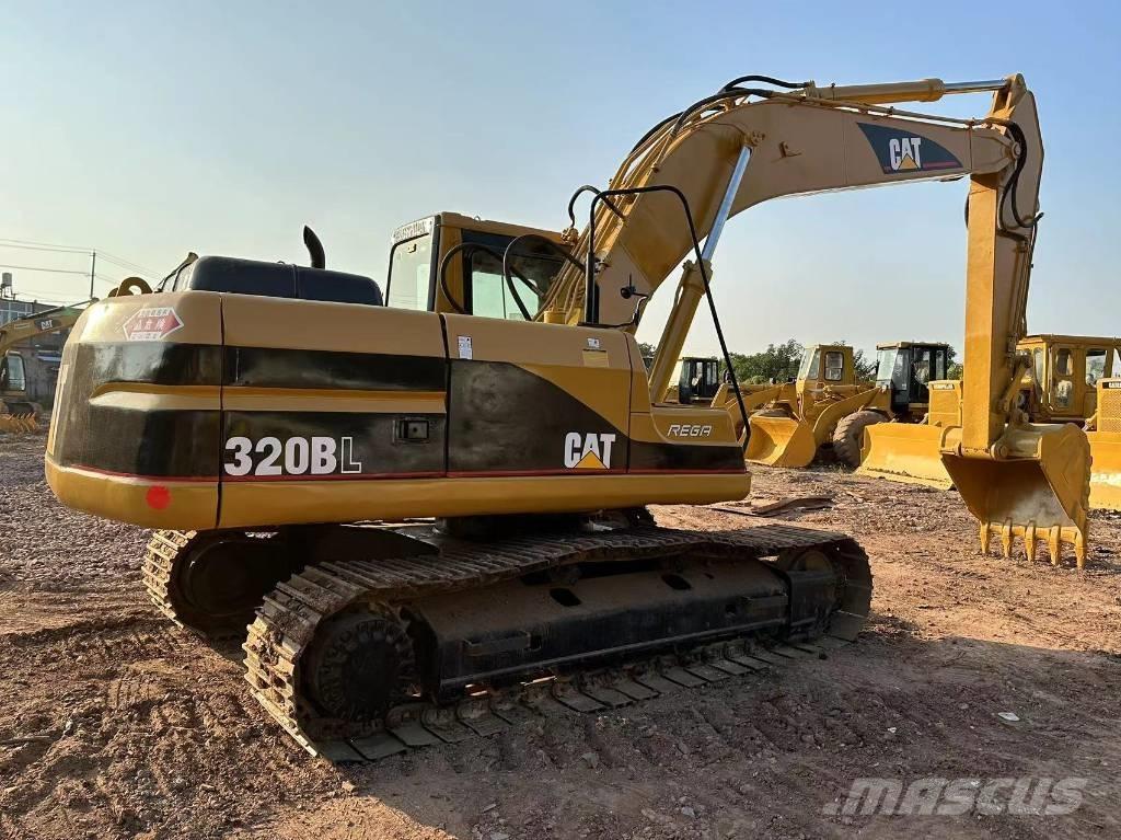 CAT 320 B L Pásové rýpadlá