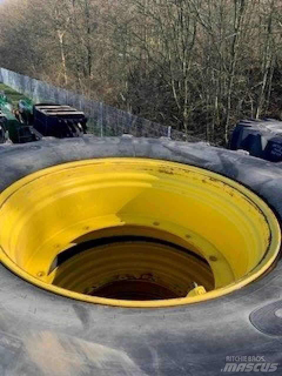 Mitas 680/80R42 Pneumatiky, kolesá a ráfiky