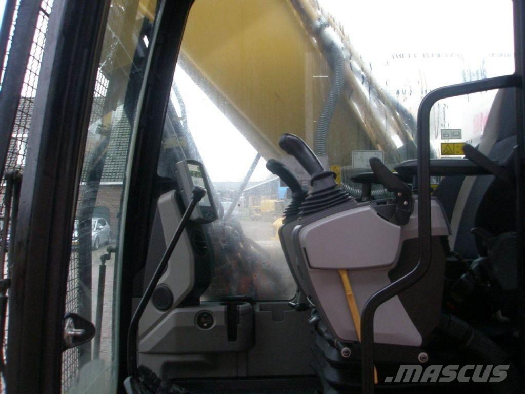 CAT 326FL Pásové rýpadlá