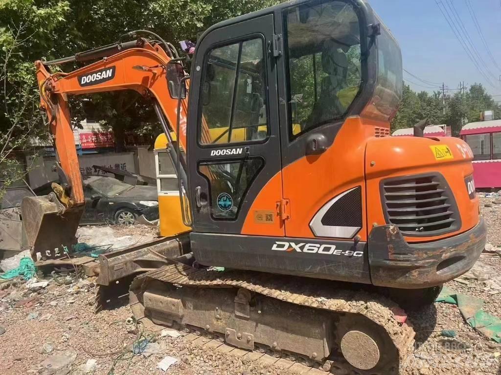 Doosan DX 60 Mini rýpadlá < 7t
