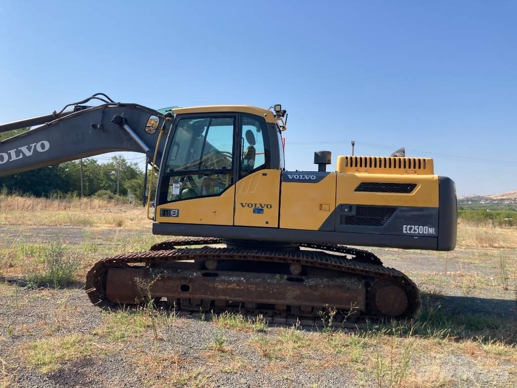 Volvo EC 250 D N L Pásové rýpadlá