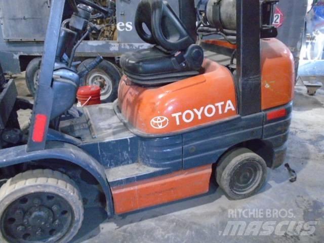 Toyota 52-6 FG U 30 Terénne vysokozdvižné vozíky