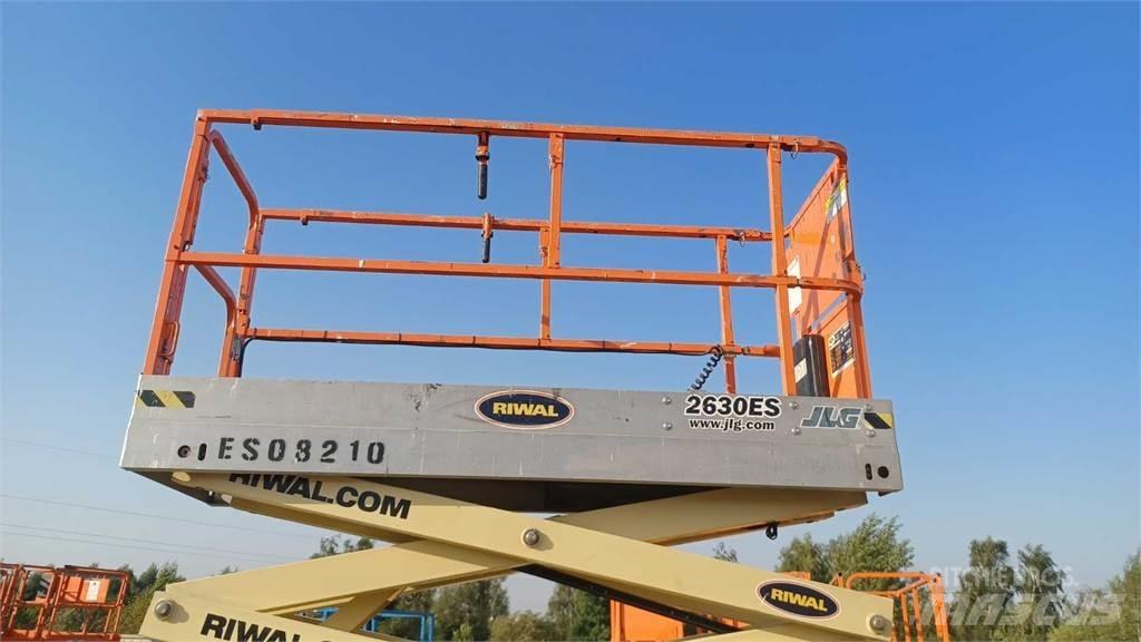 JLG 2630ES Nožnicové zdvíhacie plošiny